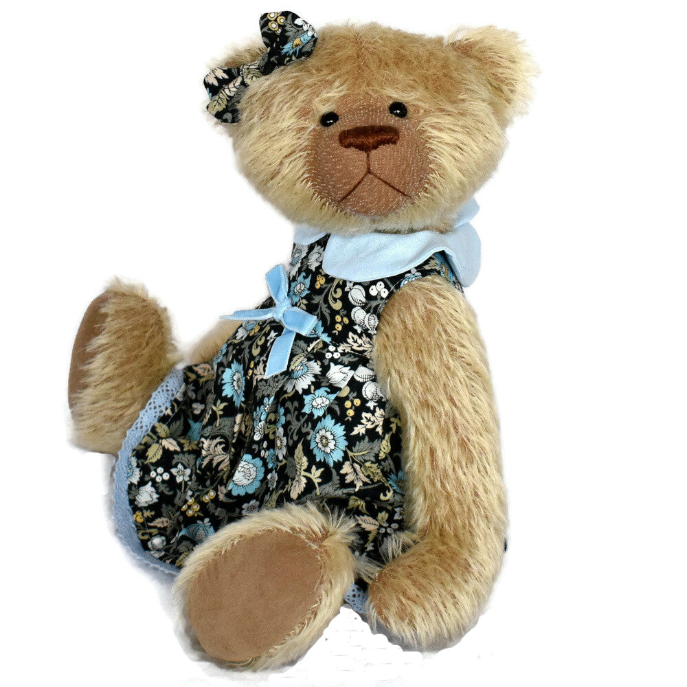 OOAK tradtional dressed bear